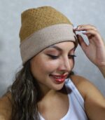 Chapeau double face moutarde et crème