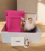 Coffret Cadeau Femme – Écharpe Rose & Peluche d’Alpaga (20 cm)